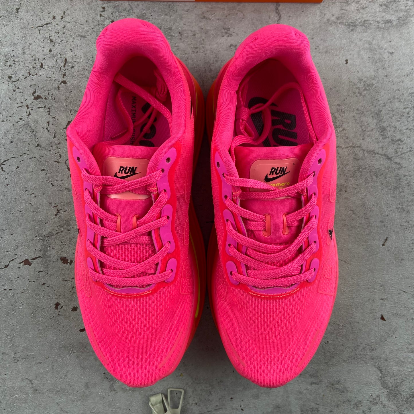 Nike Vomero Premium Hyper Pink