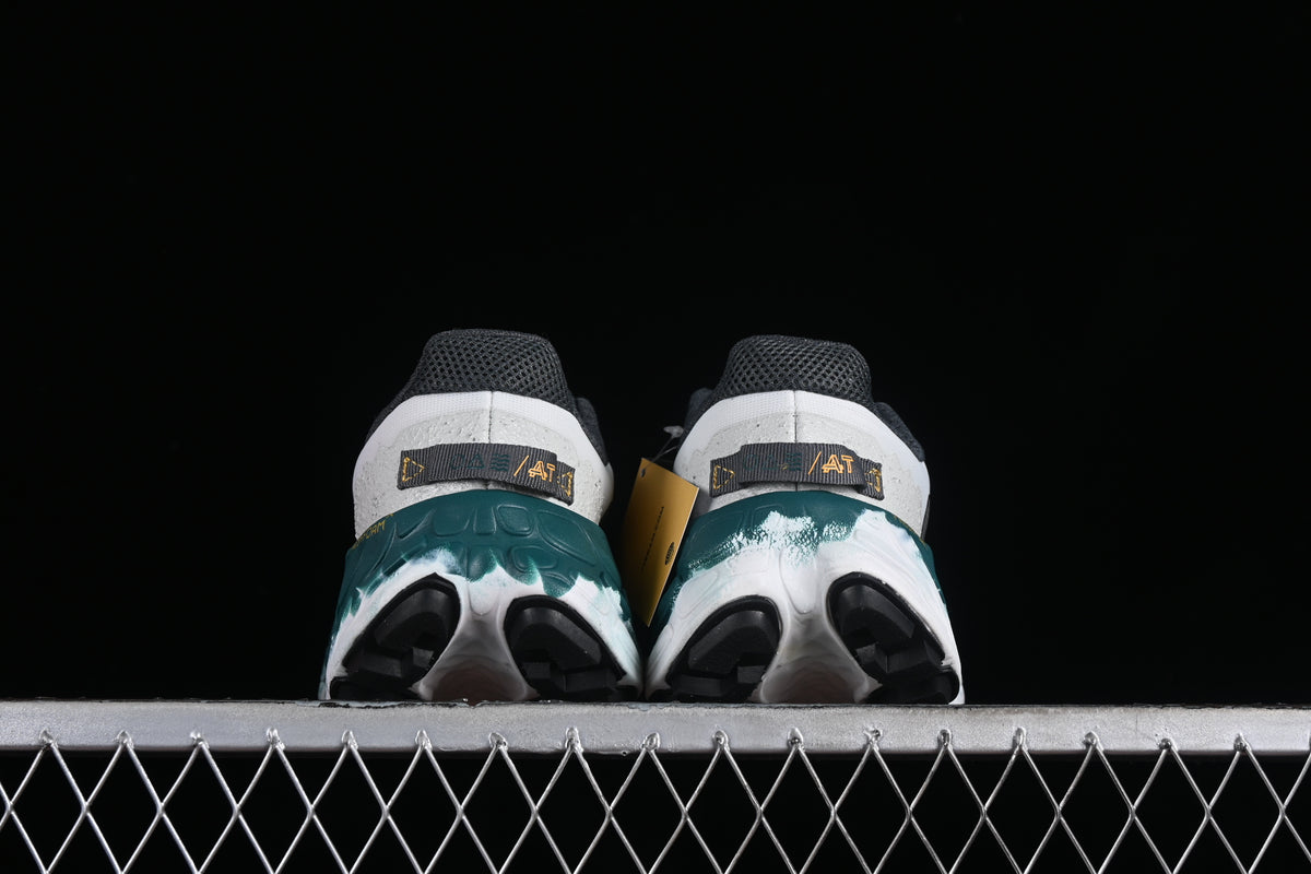 New Balance-Fresh Foam X More Trail v3 Grey Teal