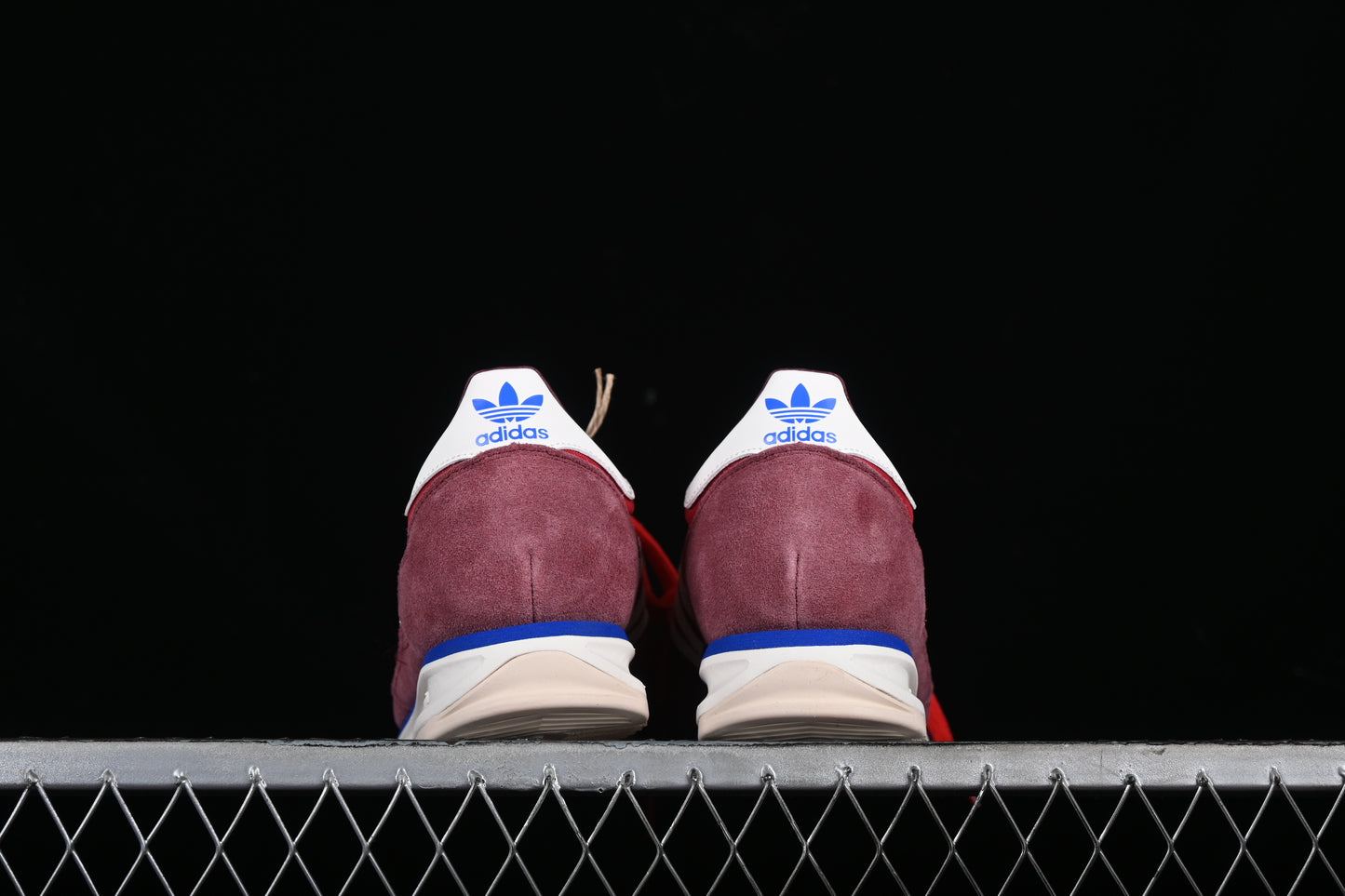 SL 72 RS Shadow Red