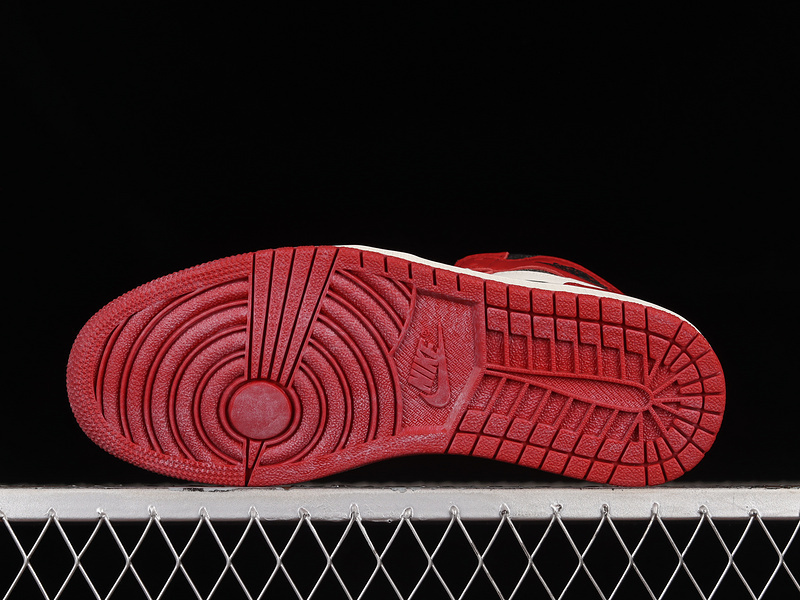 Air jordan 1 high chicago lost and found
