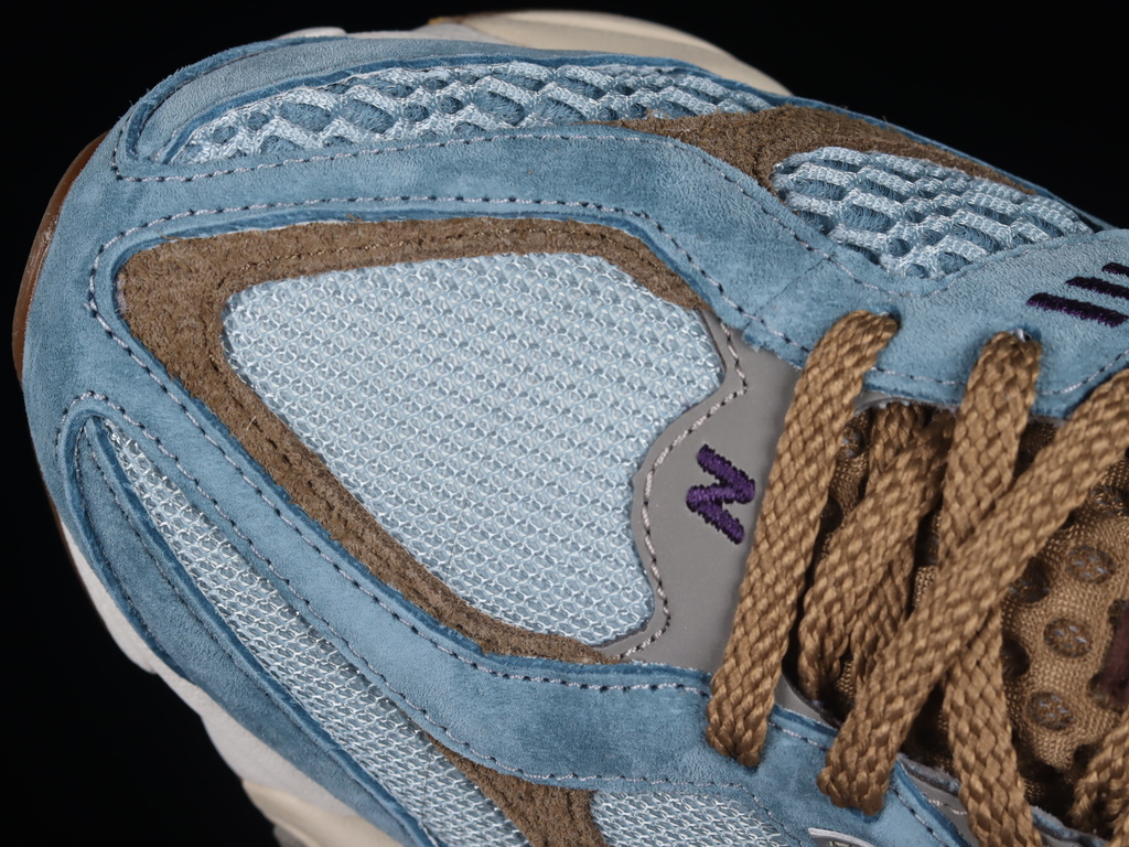 New Balance 9060 age of discovery x bodega