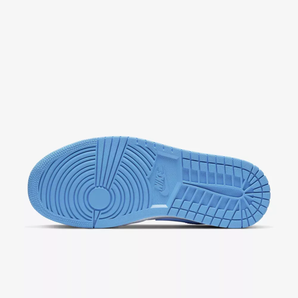 Air jordan 1 low north carolina blue