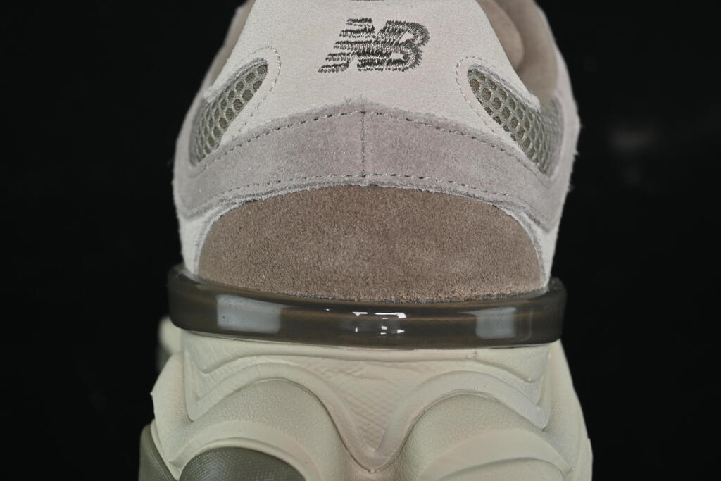 New balance 9060 mushroom arid stone