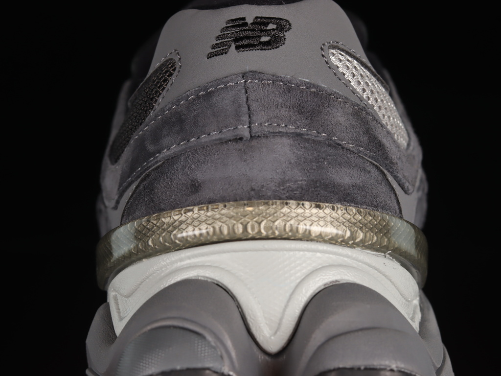 New balance 9060 black & castlerock