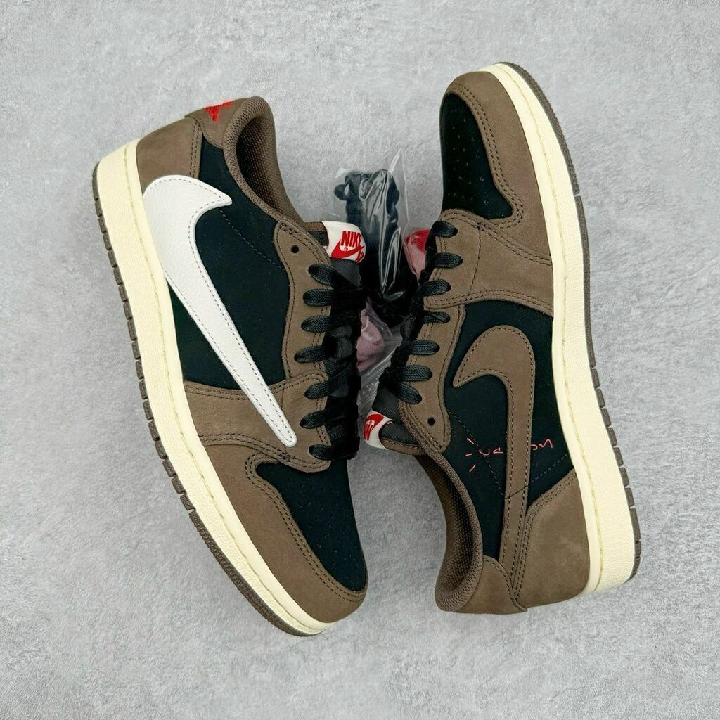 Air jordan 1 low x travis scott retro sp dark mocha