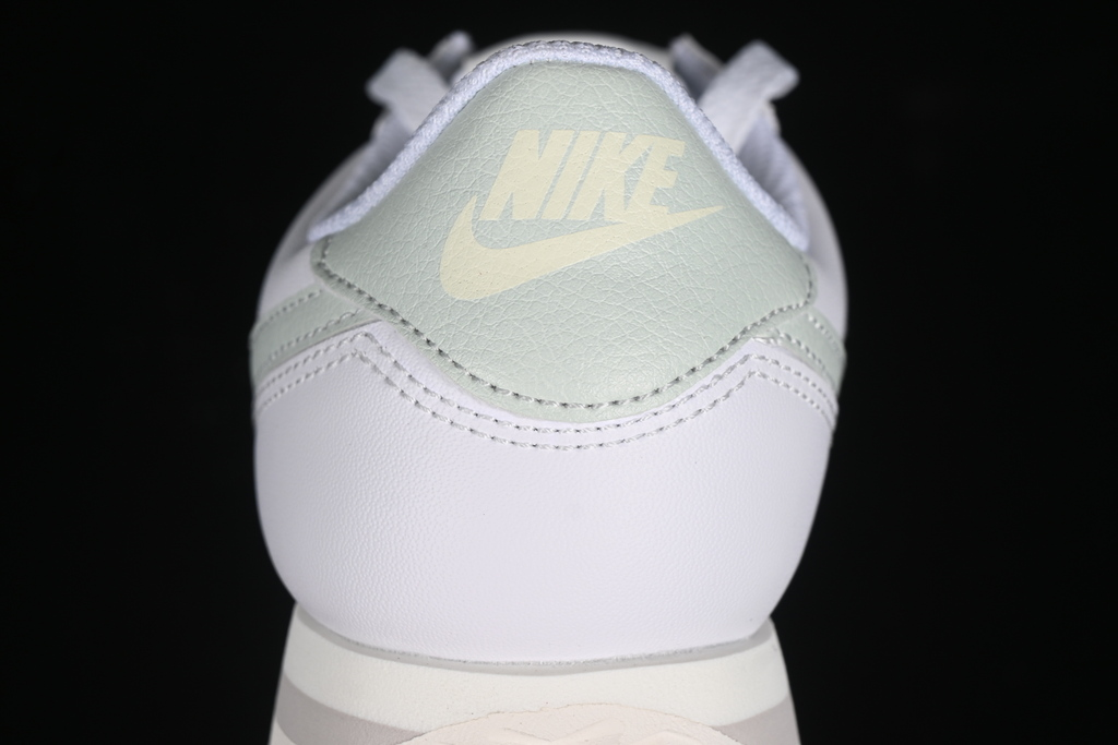 Cortez summit white light silver