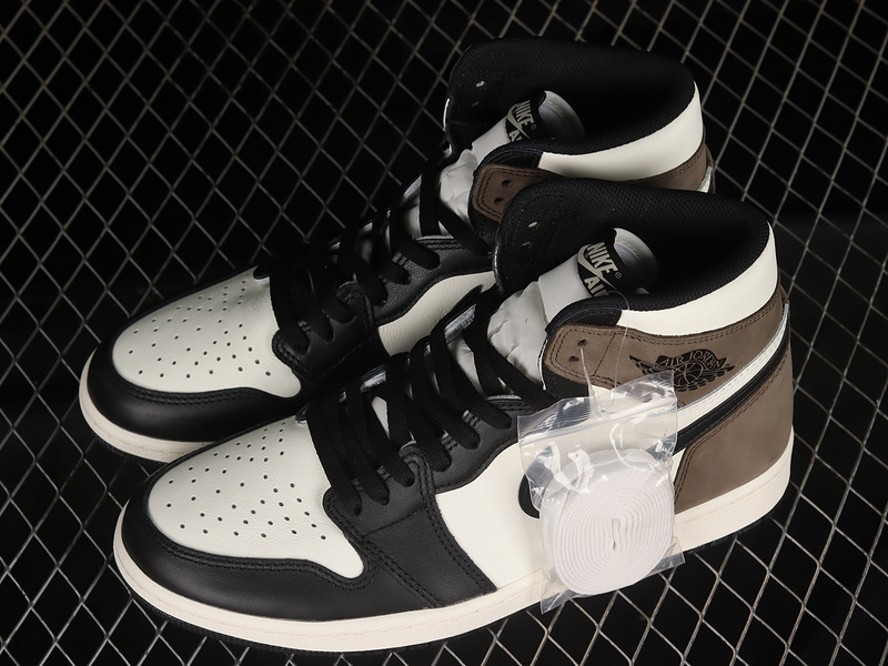 Air jordan 1 retro high dark mocha