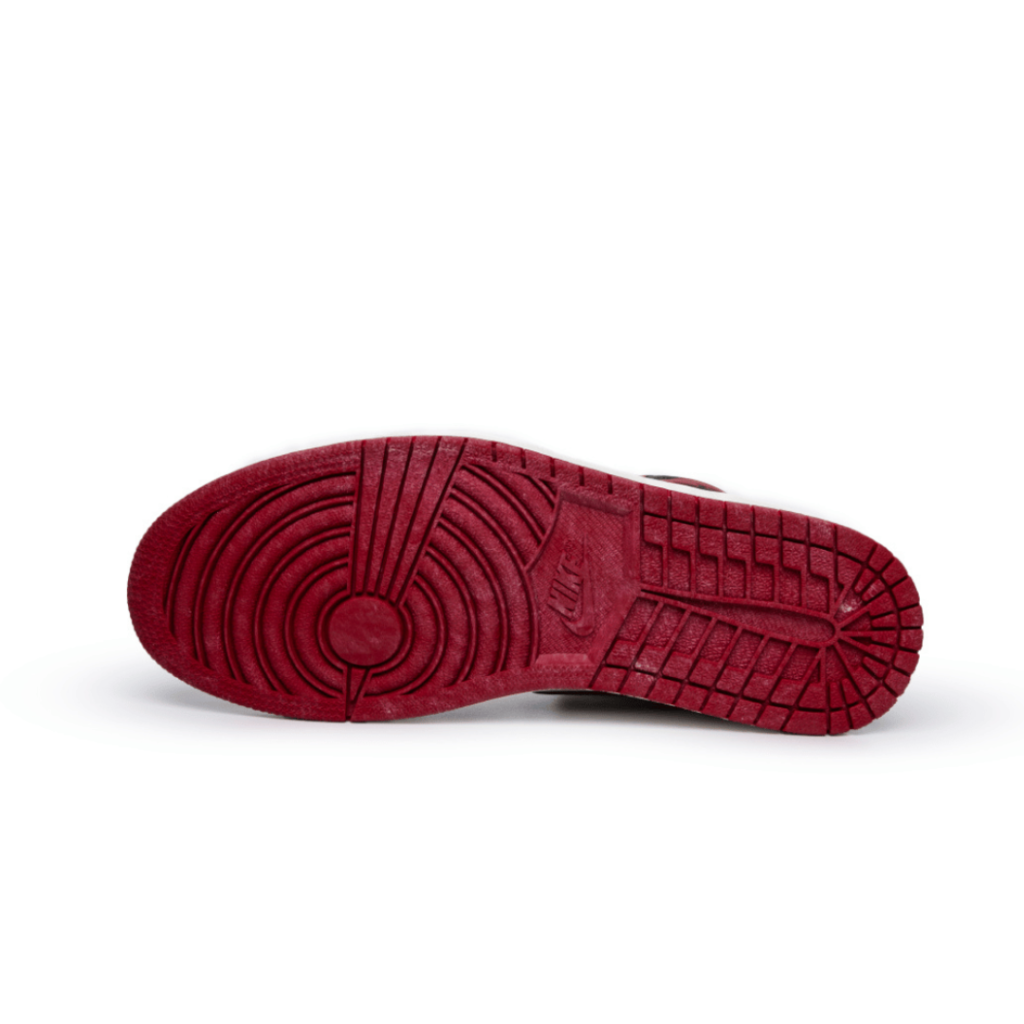 Air jordan 1 high chicago lost and found