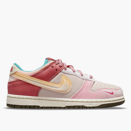 Dunk low free lunch strawberry milk x social status