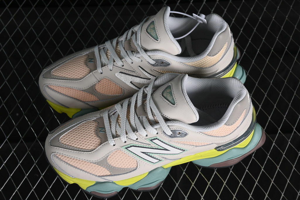 New balance 9060 moonbeam vintage rose moonrock