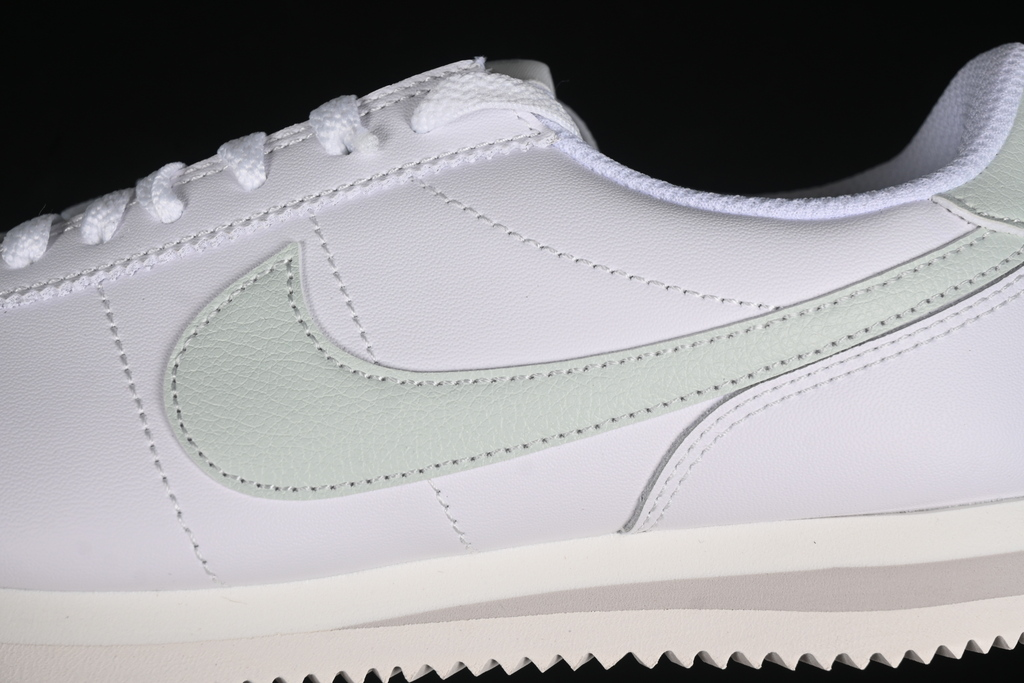 Cortez summit white light silver