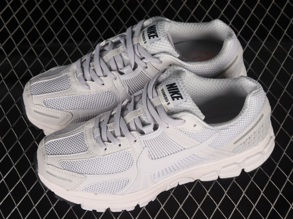 Nike zoom vomero 5 sp vast grey