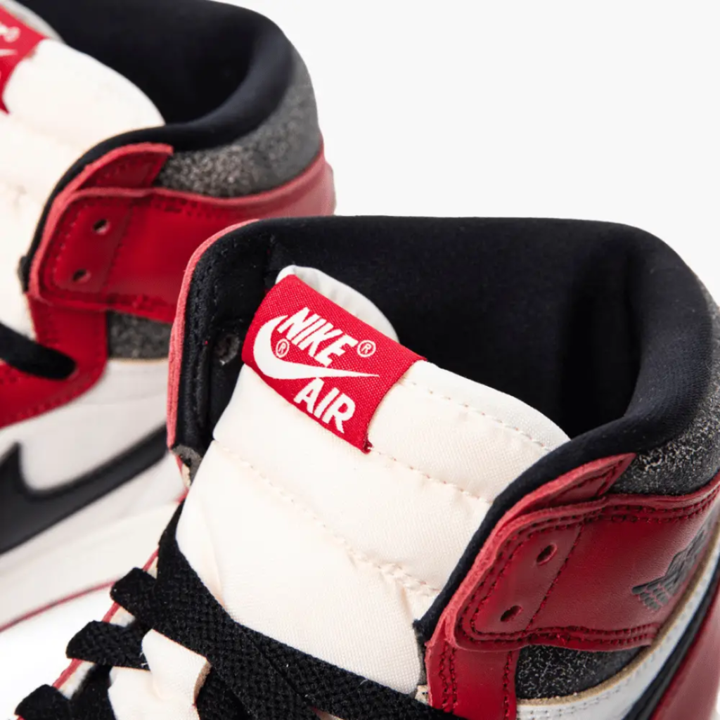 Air jordan 1 high chicago lost and found