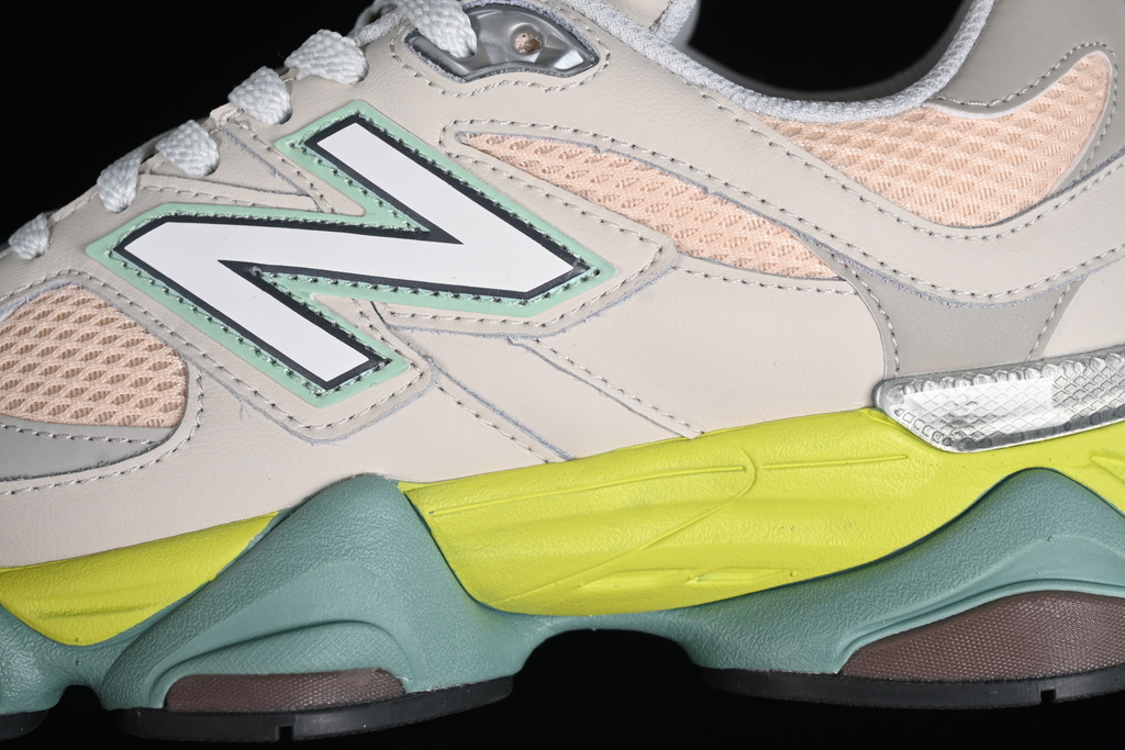 New balance 9060 moonbeam vintage rose moonrock