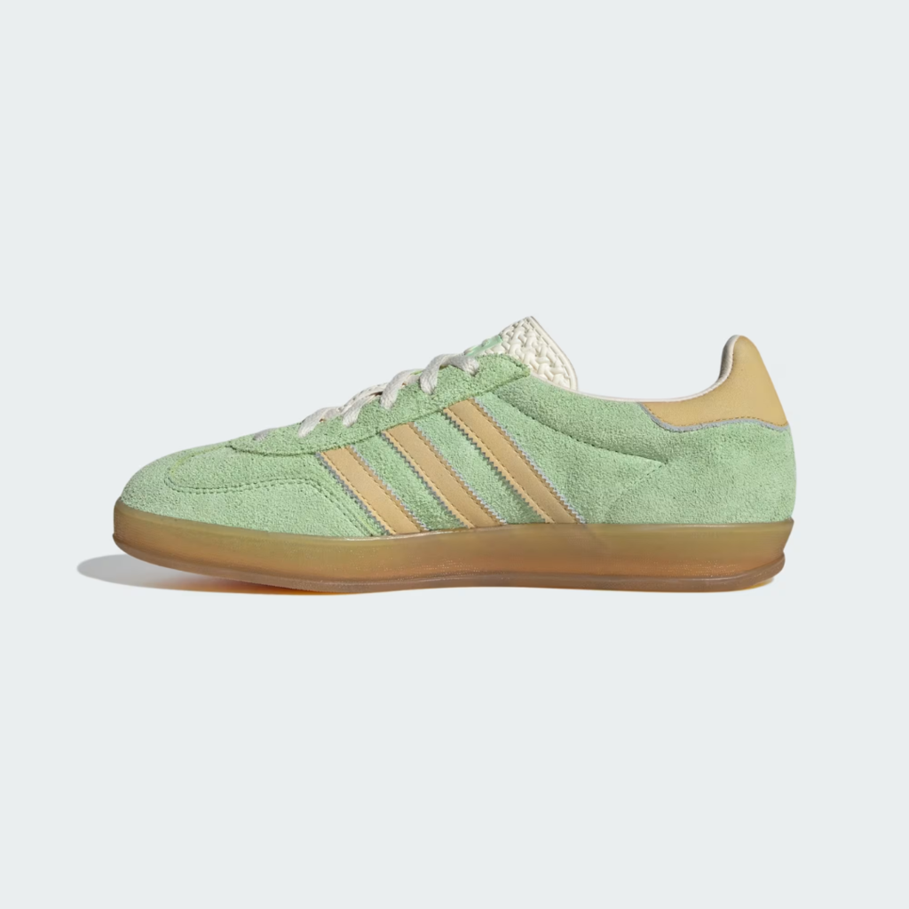 Gazelle indoor semi green spark