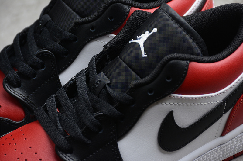 Air jordan 1 low bred toe