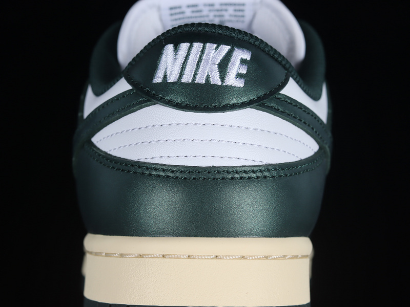 Dunk low vintage green