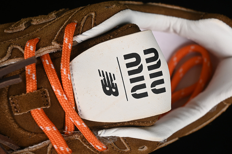 New balance 530 x miumiu cinnamon pronta entrega