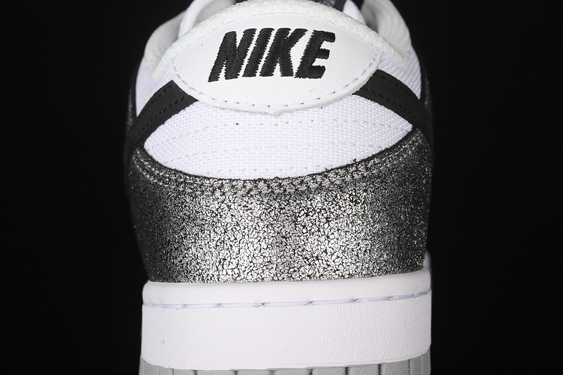 Dunk low golden gals
