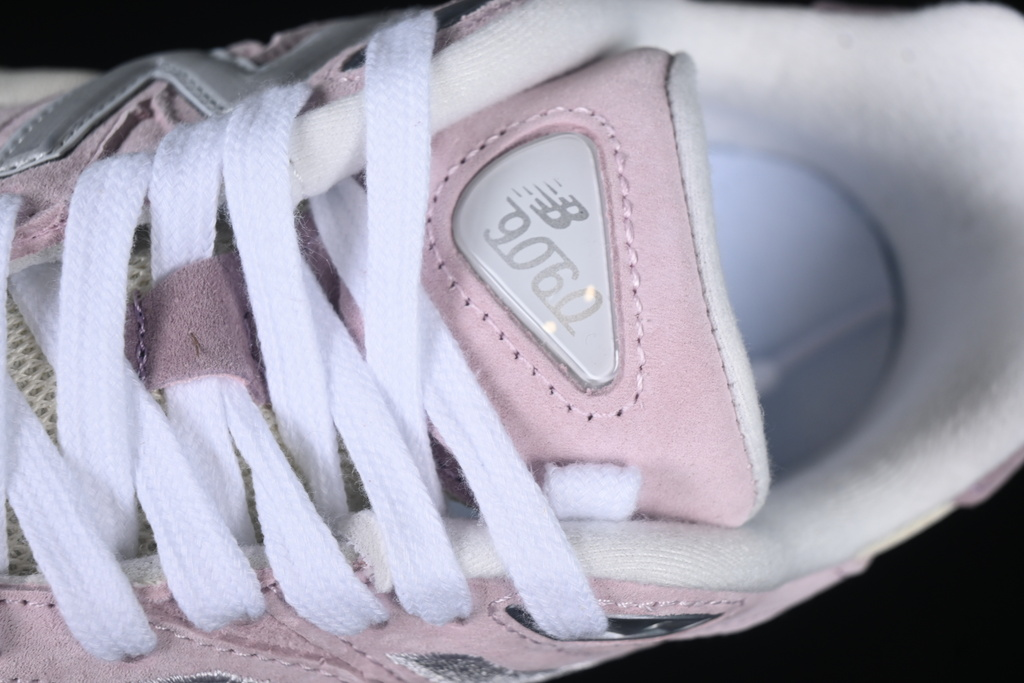 New Balance 9060 rose sugar
