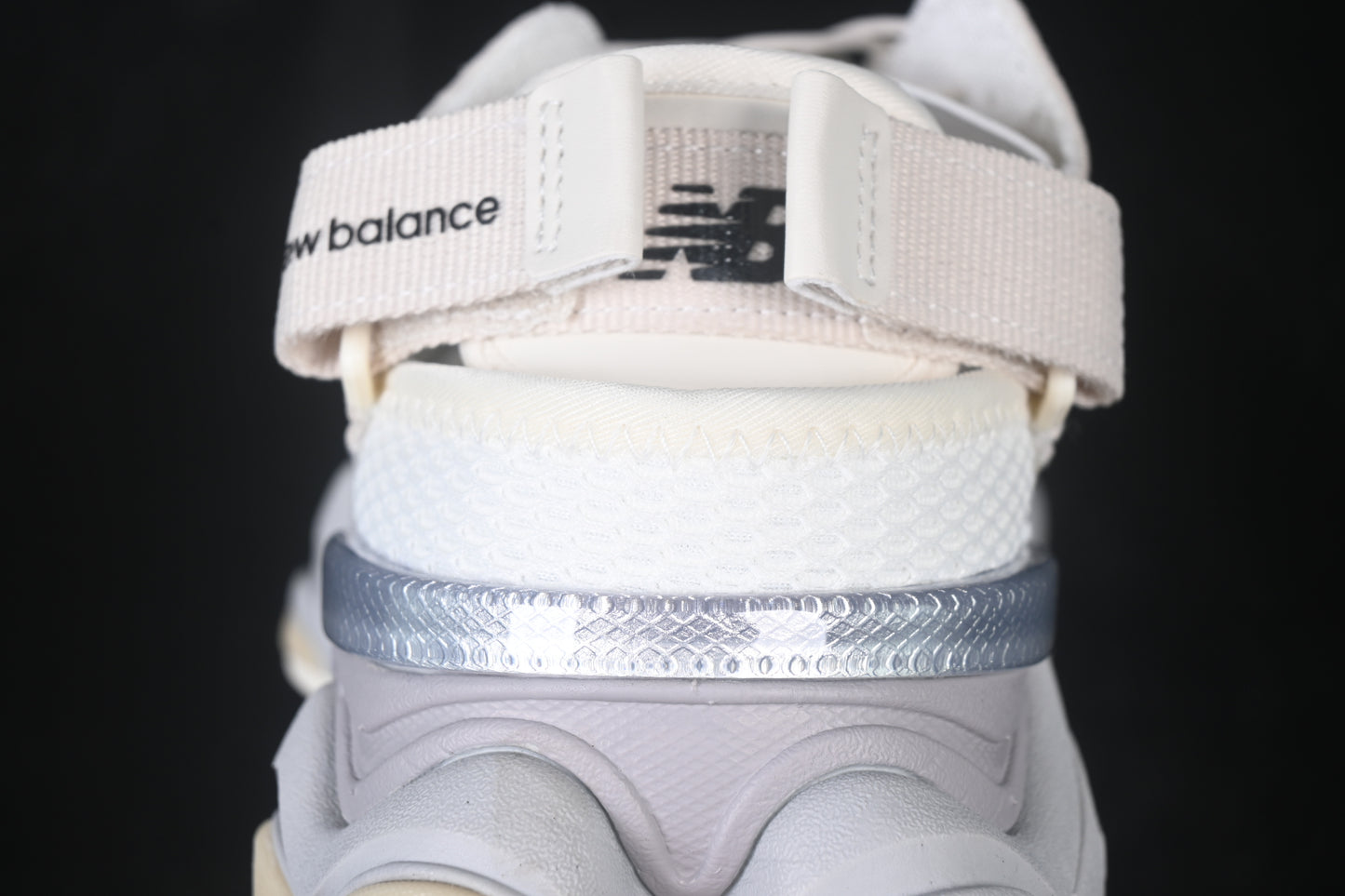 New Balance 9060 Summer Sea Salt Black Linen