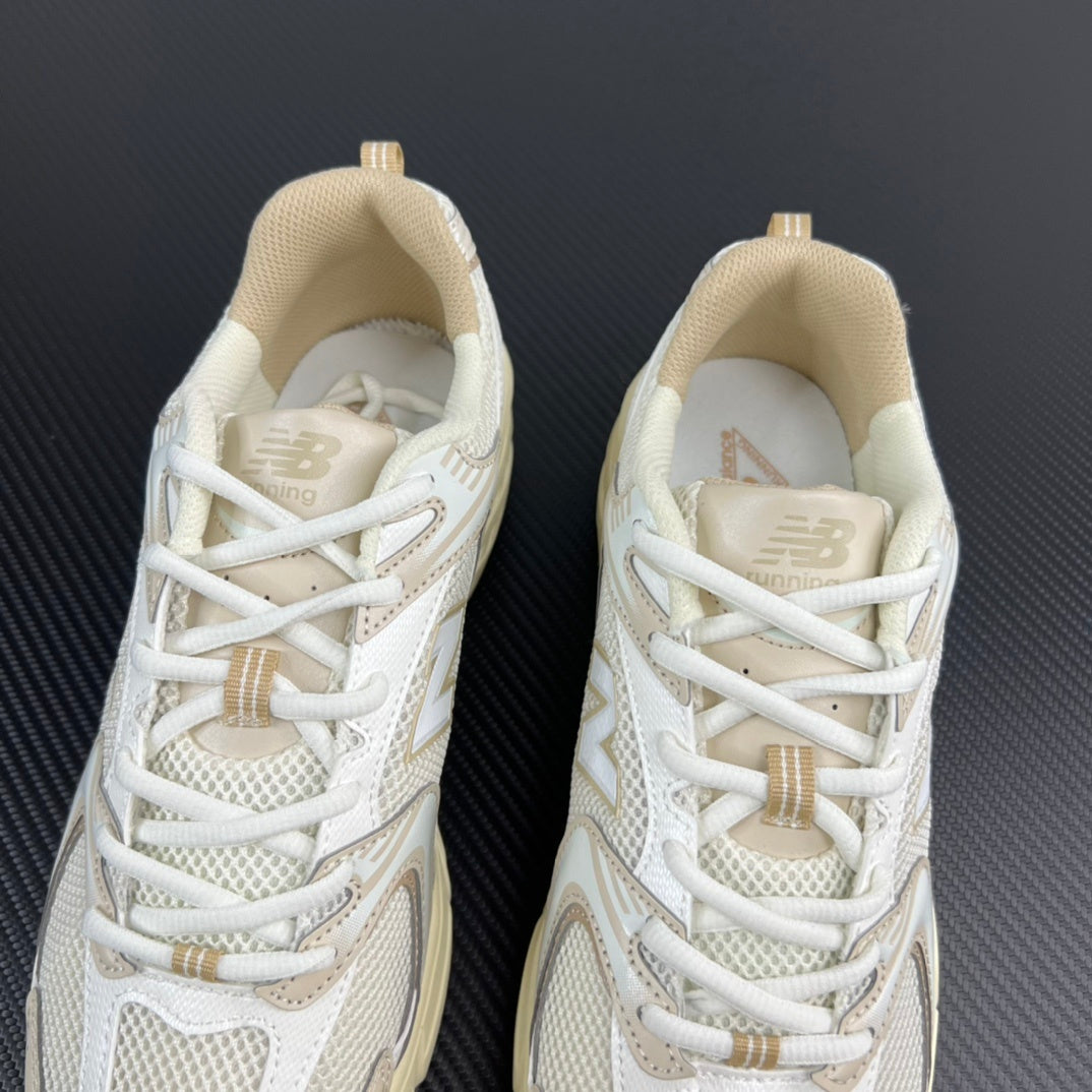 New Balance 530 Beige Angora