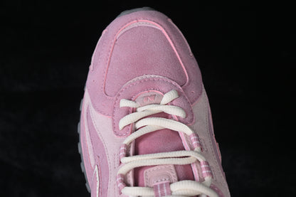 New Balance 204L Pastel Pink