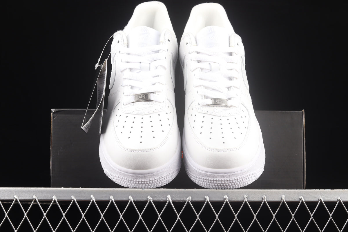 Nike Air Force 1 Low White x Supreme