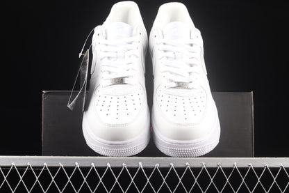 Nike Air Force 1 Low White x Supreme
