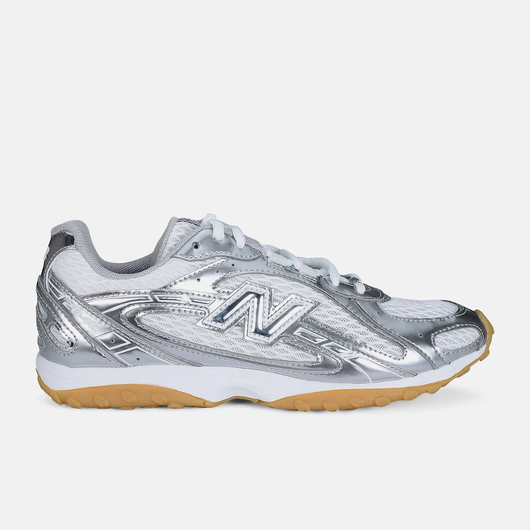 New Balance 204L Silver Metallic Gum