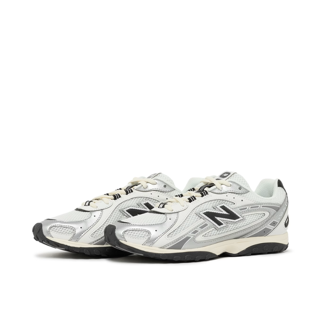 New Balance 204L Silver Metallic Black