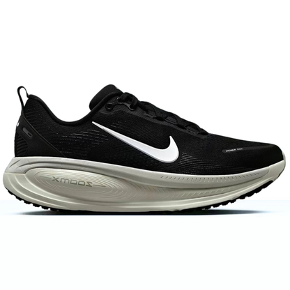 Air Zoom Vomero 18 Black and White