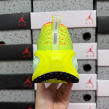 Air Zoom Vomero Plus Bright Mango