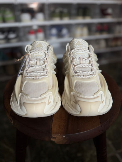 Adistar Jellyfish Chalk White x Pharrell Williams