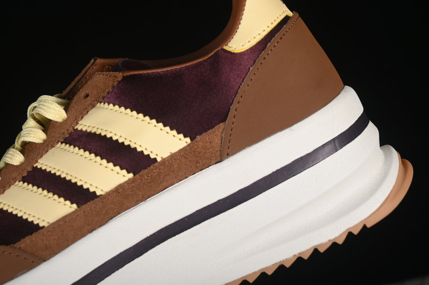 SL 72 Stack Burgundy Brown Yellow