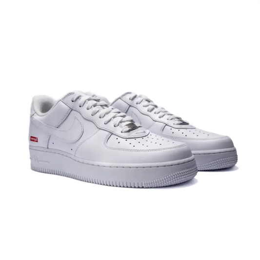 Nike Air Force 1 Low White x Supreme