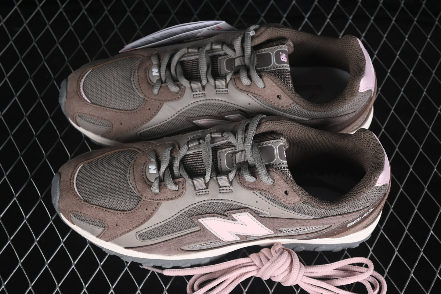 New Balance 204L Cortado