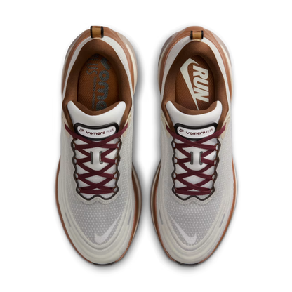 Vomero Plus Sail and Baroque Brown