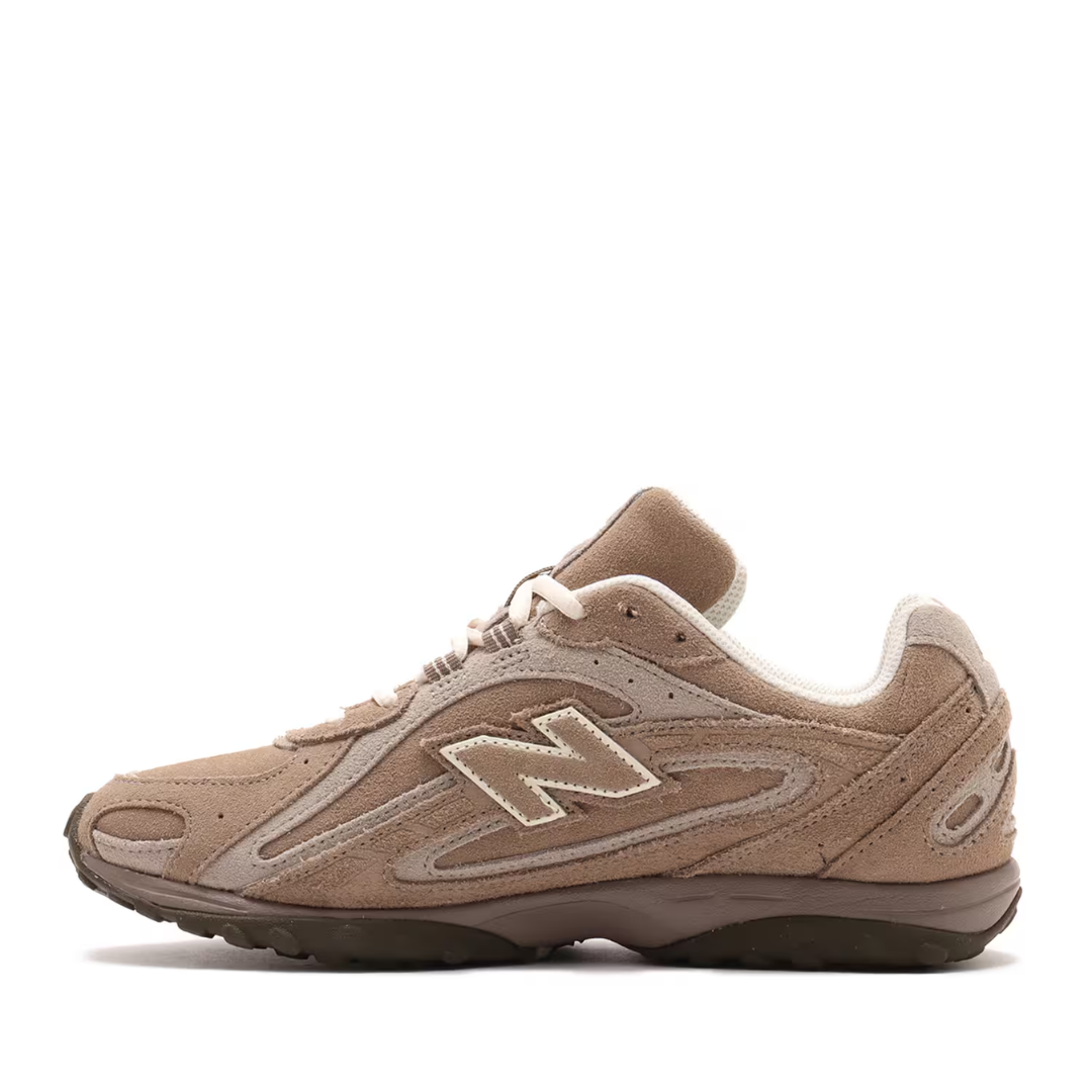 New Balance 204L Mushroom Arid Stone