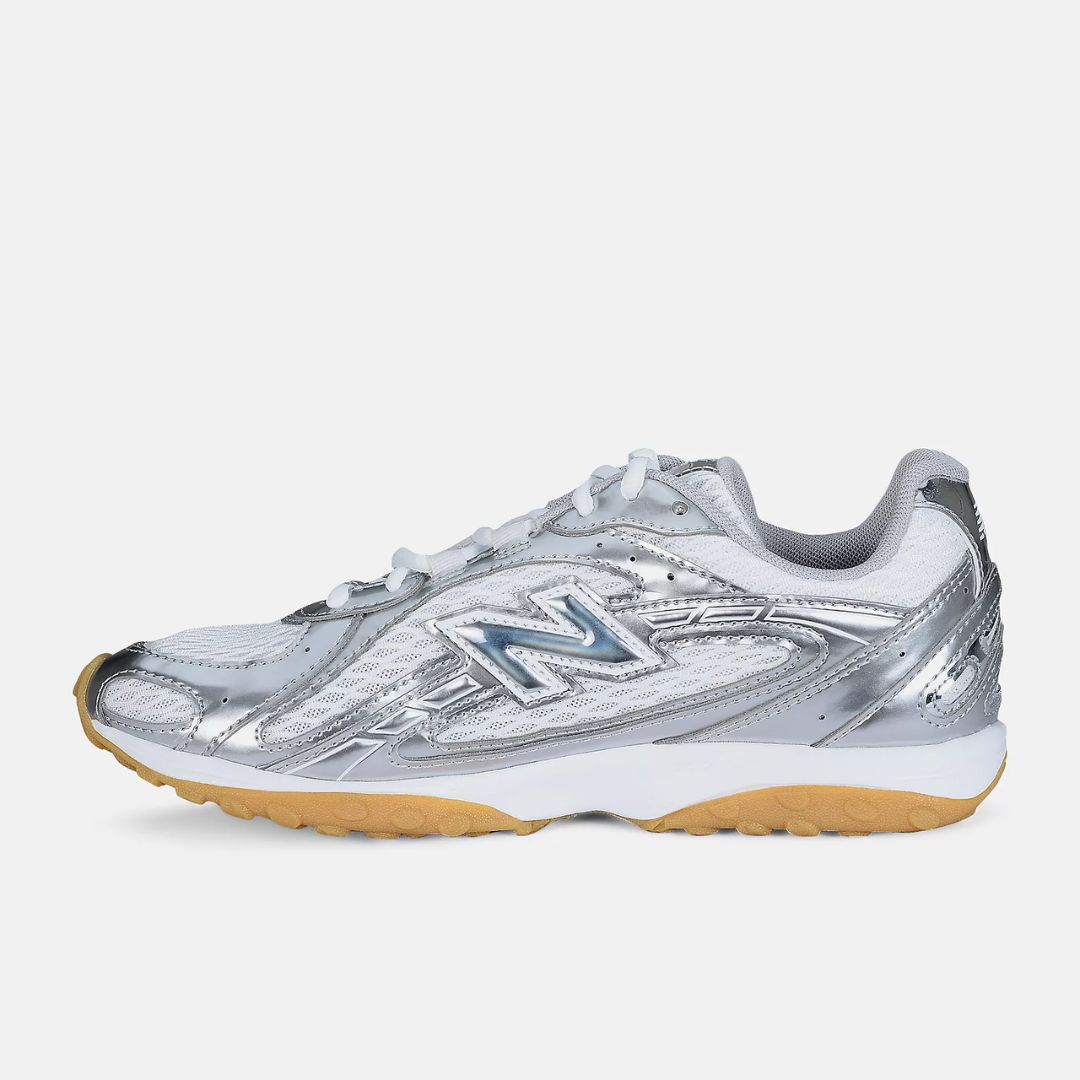 New Balance 204L Silver Metallic Gum