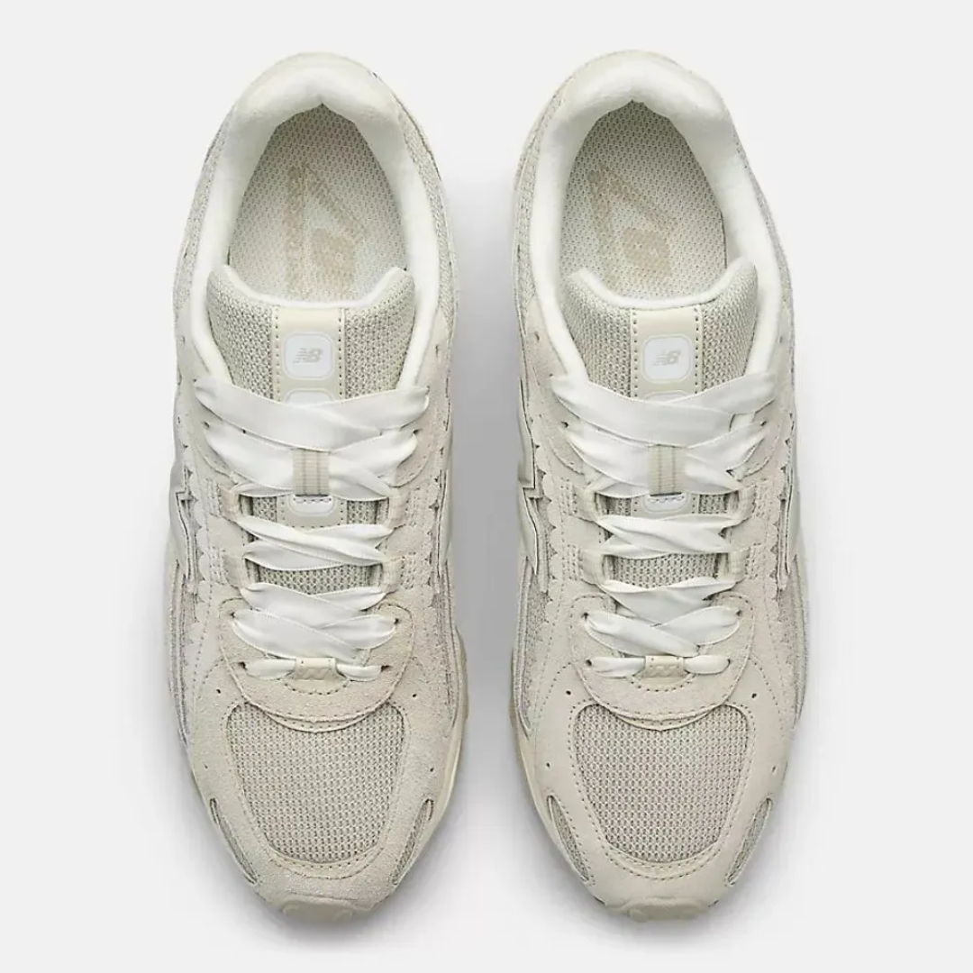 New Balance 204L Sea Salt