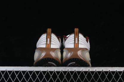 Vomero Plus Sail and Baroque Brown