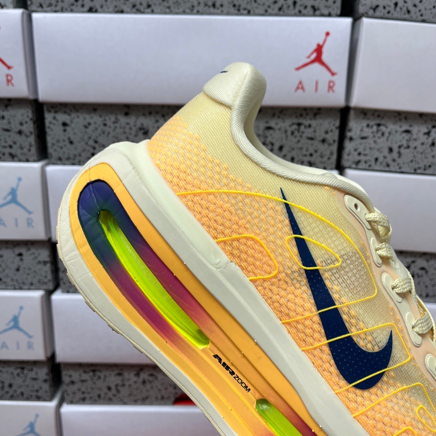 Nike Vomero Premium Alabaster