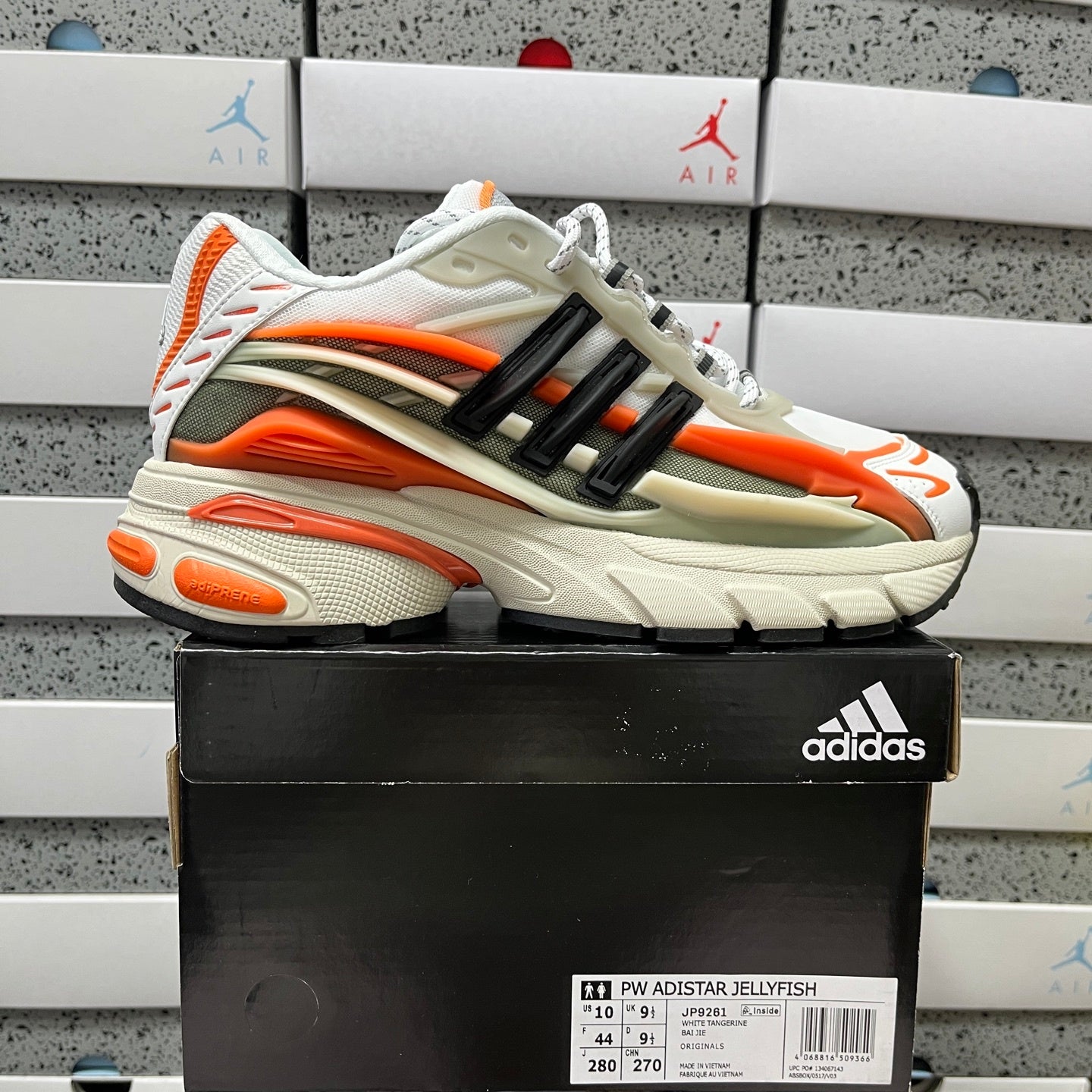 Adistar Jellyfish Focus Olive Orange x Pharrell Williams