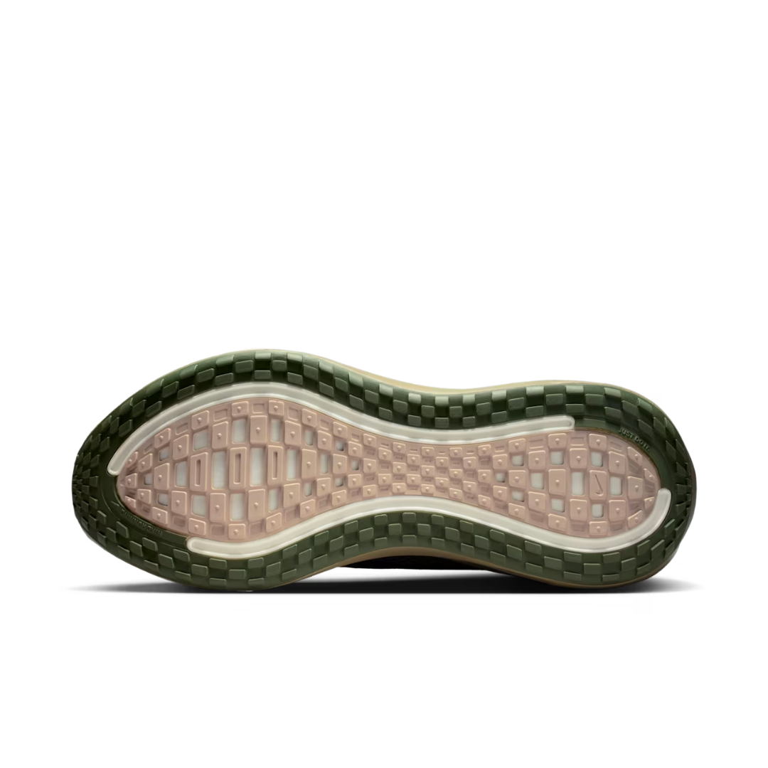 Vomero Plus Caldera Brown and Dark Field Brown