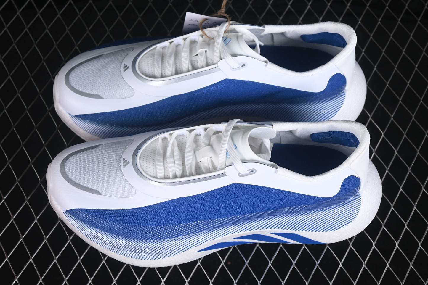 Hyperboost Edge Cloud White Equipment Blue Zero Metalic
