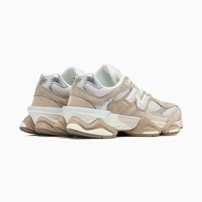 New Balance 9060 Moonbeam Silver Metallic Driftwood