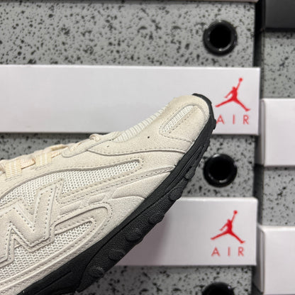 New Balance 204L Year of the Horse White