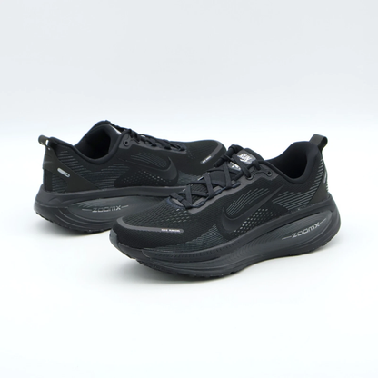 Air Zoom Vomero 18 Triple Black