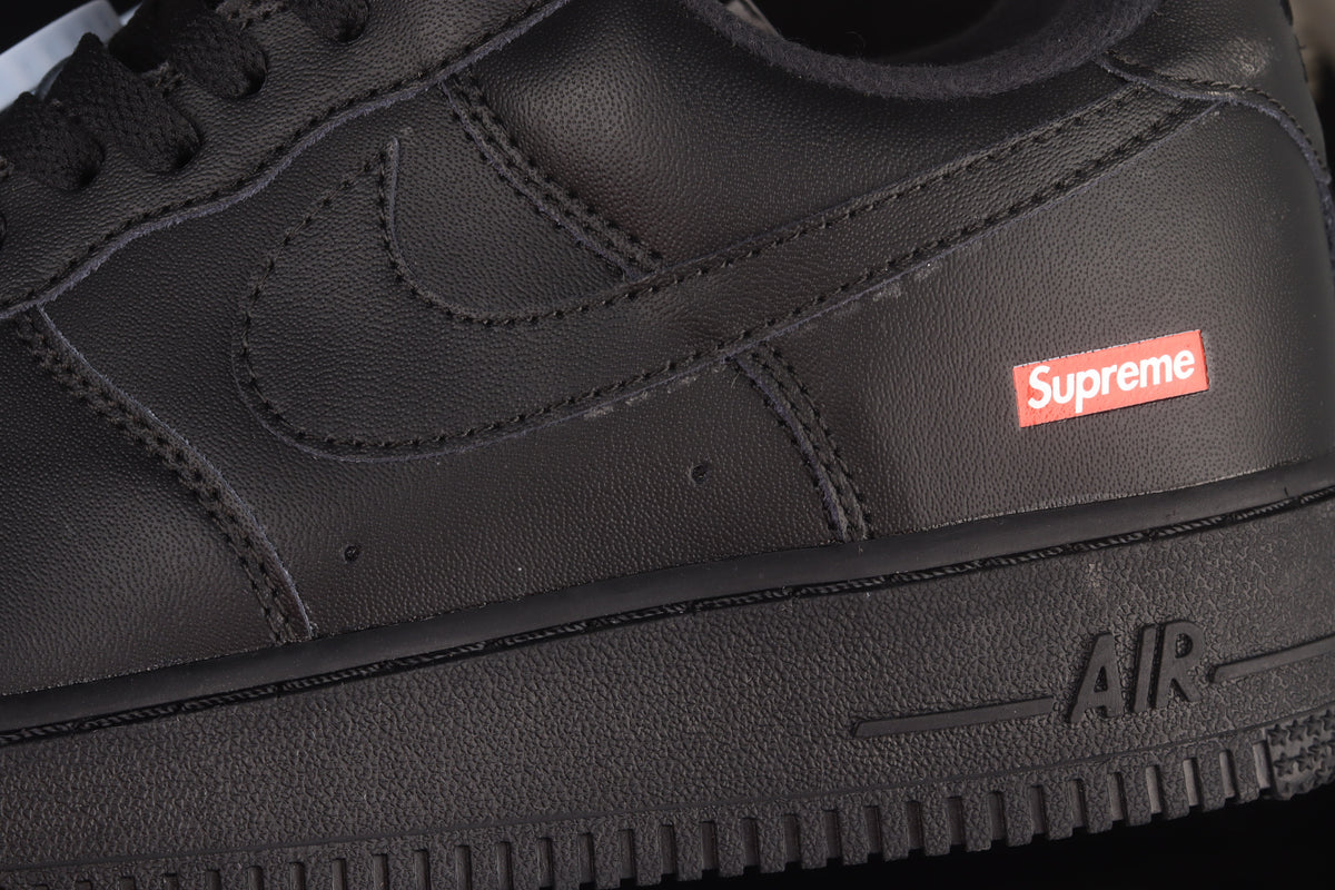 Nike Air Force 1 Low Black x Supreme